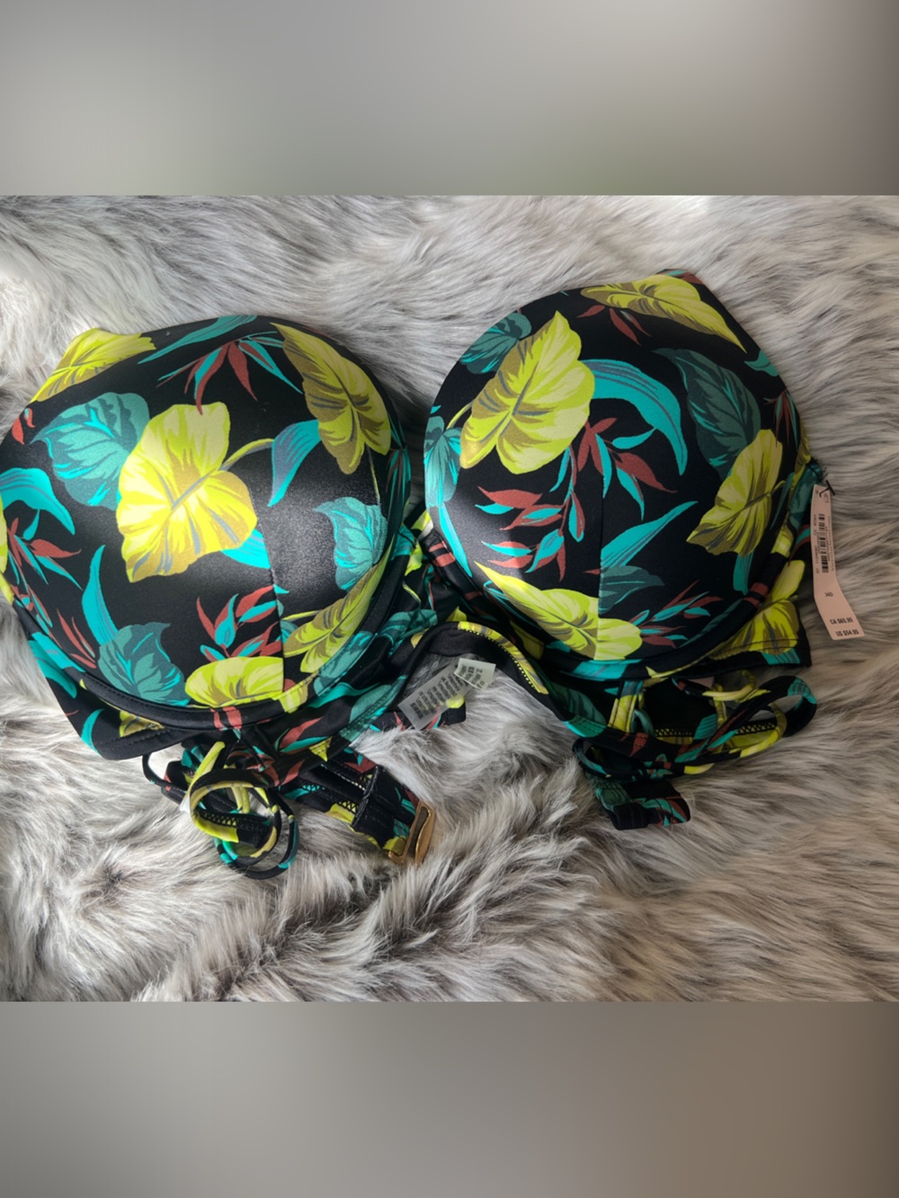 Victoria’s Secret Pushup Bra Bikini Top 34D